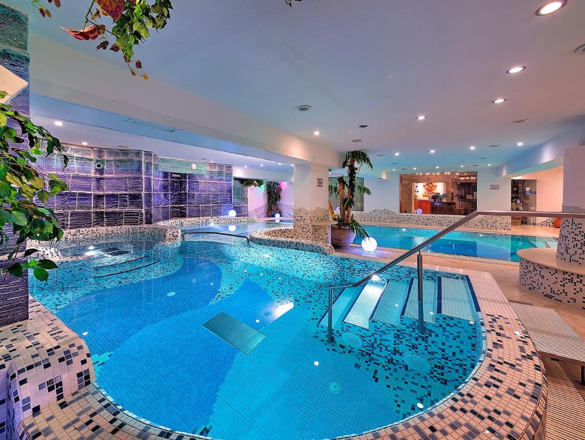 Luna Wellness Hotel Folgarida Εξωτερικό φωτογραφία