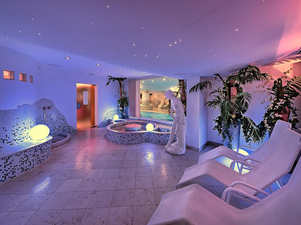 Luna Wellness Hotel Folgarida Εξωτερικό φωτογραφία